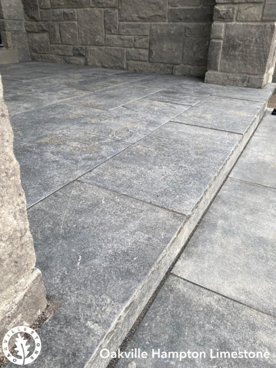 Hampton Limestone Edge Pavers